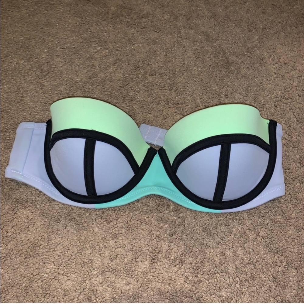 VS Triangl-Styled Bikini Top